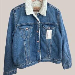 Levi's Gold Signature - Blue Denim Jacket  with Sherpa lining - Size XXL - NWT
